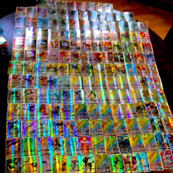 200+ Pokémon cards. Rainbow/gx poke box coins - Picture 1 of 7